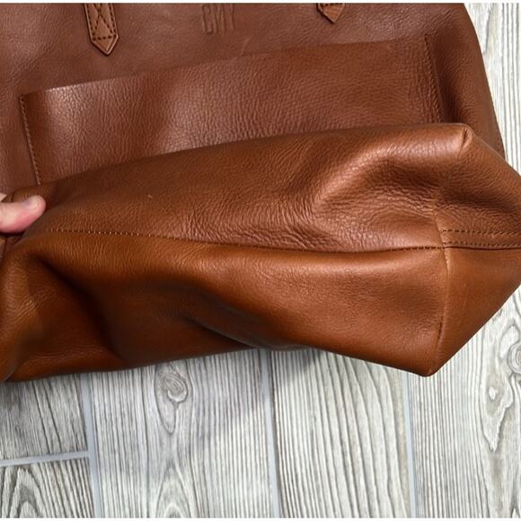 Madewell The Medium Transport Leather Tote in Whiskey Brown - Picture 2 of 5